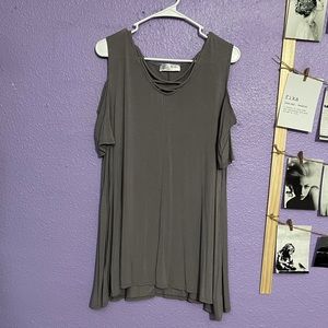 Rae Mode Top Sz 2x Gray